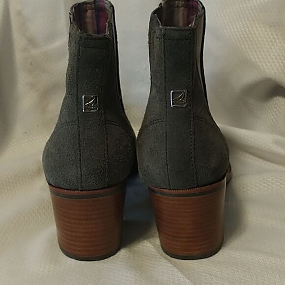 Sperry Top Sider Chelsea gray suede boots booties size 8.5 - Picture 3 of 8